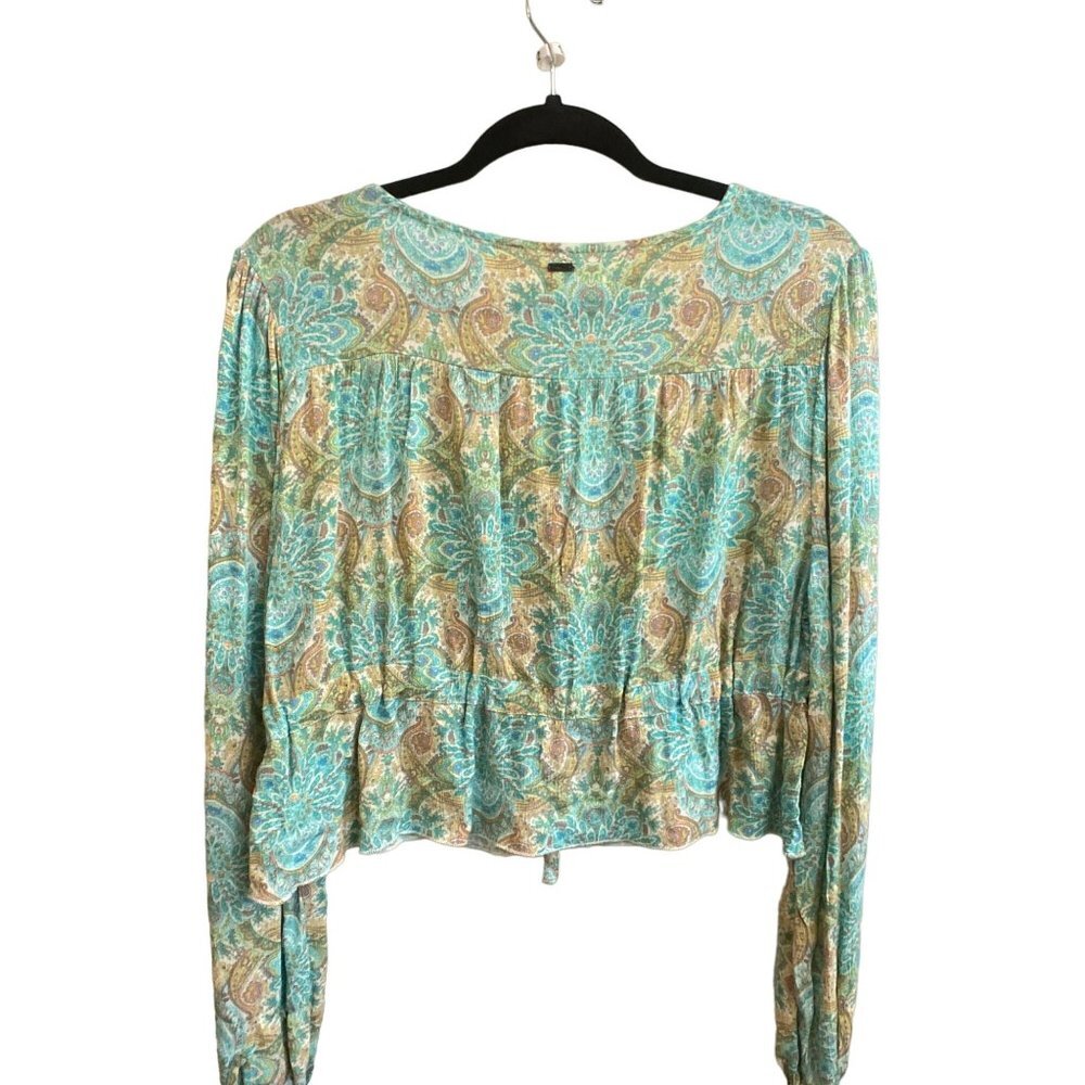 NWT O'NEILL Alena Tie Front Top, size Large - Picture 7 of 12